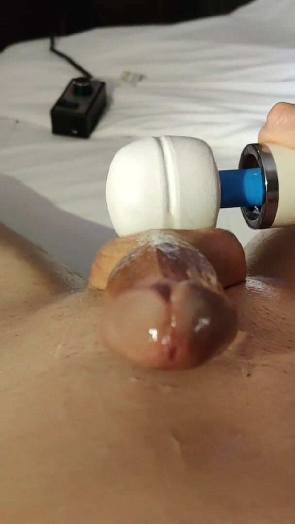 Big Daddy Dommmm: Hitachi zauberstab melkt so viel vor dem abspritzen teil 1 - vegas...
