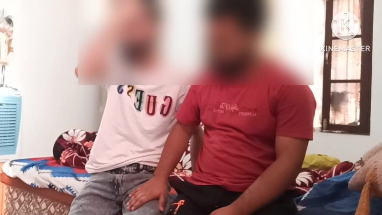 Desi__Panda: 내 똑바른 친구 거유 자지 - 똑바른 친구와 처음으로 캐스팅