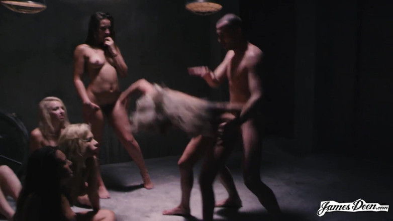 James Deen: Dani Daniels, Janice Griffith, Carmen Caliente et plus avec James...