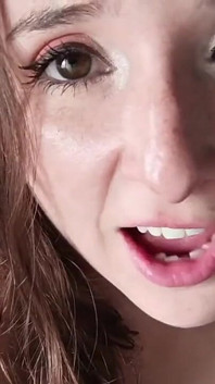 คุณดีใจไหมที่มีสาวน้อยเงียนคนนี้?