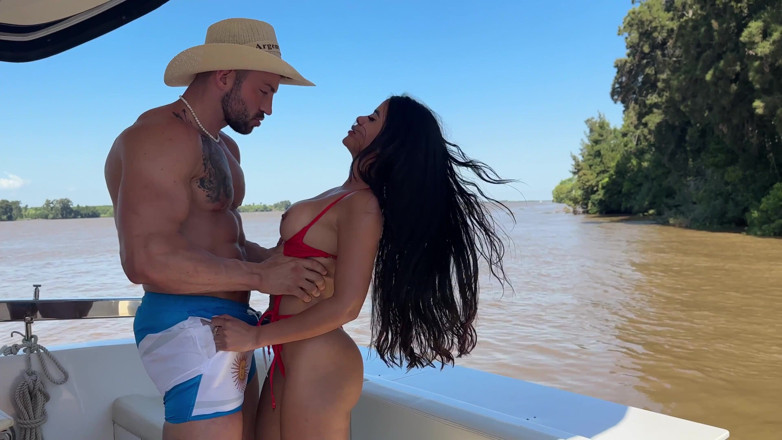 Maximo Garcia: Båtsex rampage med Maximo Garcia och en perfekt kropp brasiliansk