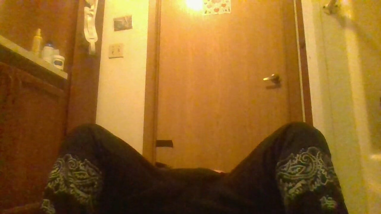 krazykristin: Natuarl ta tas dan memek sempit di wajahmu dicrot sperma...