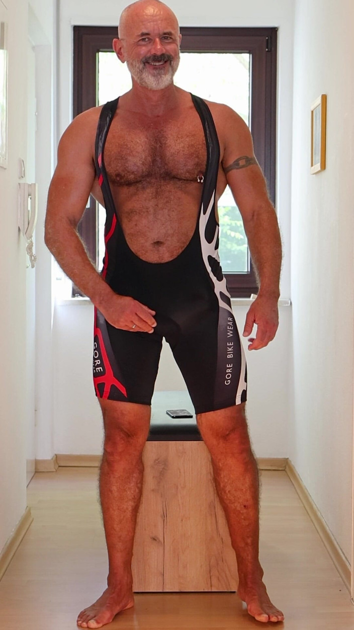 Mike Gross: Fun in Cycling Gear