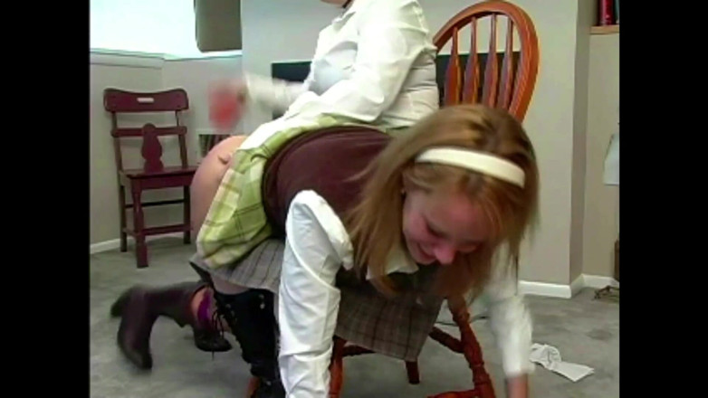 Punished Brats Spanking: Pixie Dipukul Kerana Merindui Bayaran Insuransnya