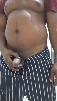 Gyllene vätska, tjock sperma för din mun, din slampa