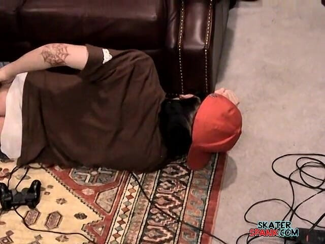 Skater Spank: Ian Gets Revenge for a Beating