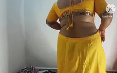 Clever Devar Fuck Hot Bhabhi in Hindi Audio.