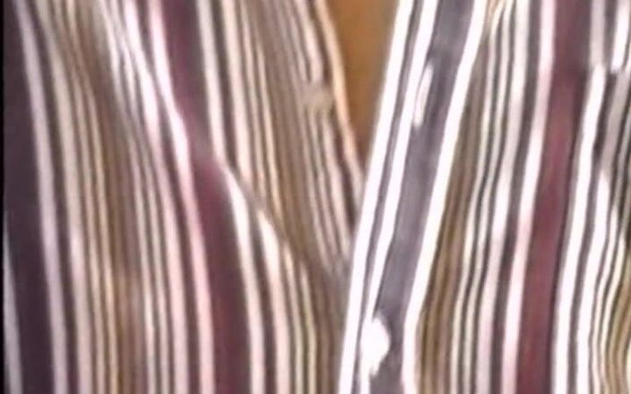 Gay RetroX VHS: Cowok-cowok lagi ngangkang di jalan dunia ini #6