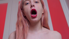 Loly Nebel Studio: Uctívej můj obličej, drobná hračka