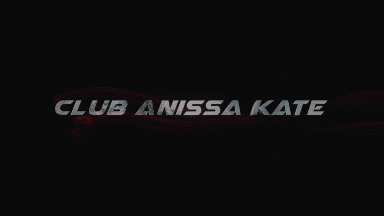 Club Anissa Kate: Expansion of orifices by Mégane Lopez.