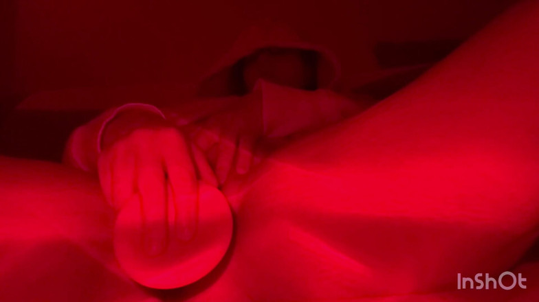 KapkanAruniCouple: Adik tiri menyiapkan vaginanya.