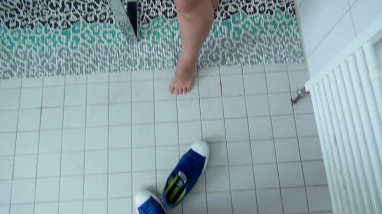 Deutschland Porno X: Moje nevlastní dcera s obrovskými prsy mě chce ošukat