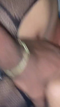 踊るアッカは私に吸いたいと言った