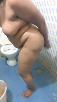 Hintli tamil iri güzel evli kadın maya seks sonrası çıplak banyo yıkama! Indianhotwifex