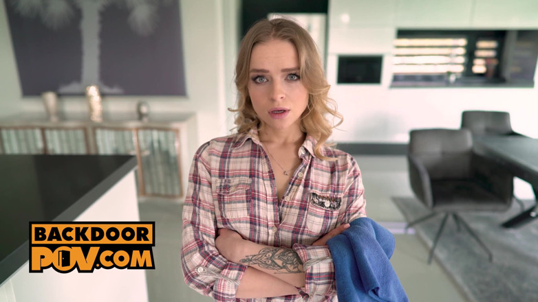 BackdoorPOV: POV - Raunchy drobna blondynka Alexa Flexy bierze dwa kutasy