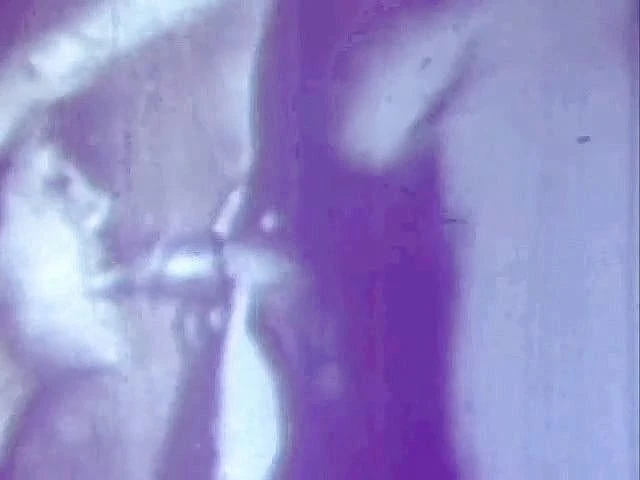 Vintage Usa: Vintage MILF ví, jak potěšit svého muže (Žádný zvuk, ale hudba)