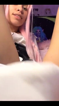Spreading My Pretty Little Holes