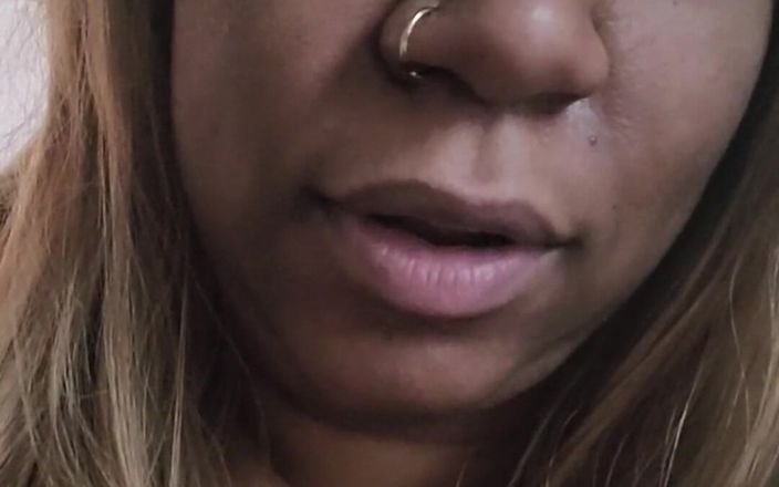 Josie4yourpleasure: Vertel me alsjeblieft je beste fetisjen!