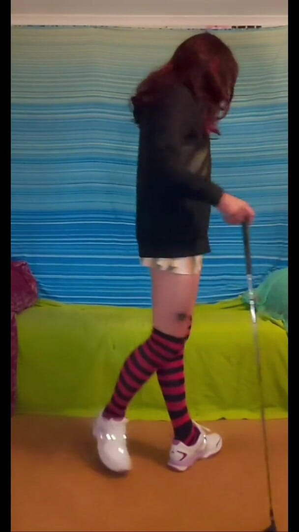 Lizzaali: Who wants to come and hit some balls
