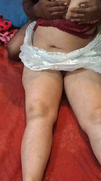 L'indiana calda randi Bhabhi l'ha scopata in stile romantico