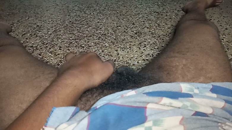 Sweet Indian cock: Moja szwagierka ssie mój wielki czarny kutas i lizanie