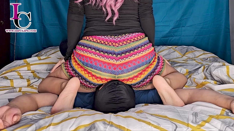 Indian mistress femdom studio: 私のお尻の匂いを嗅いでください