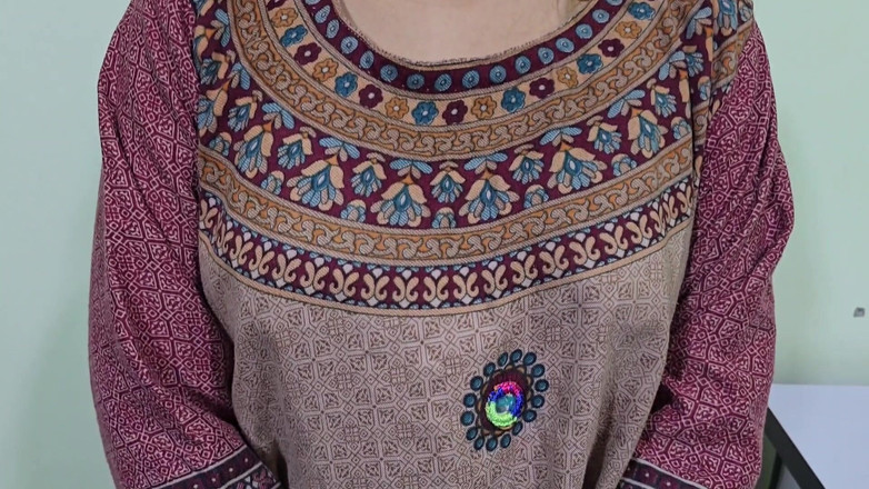 Faryal: Tante tetangga lagi asik ngentot