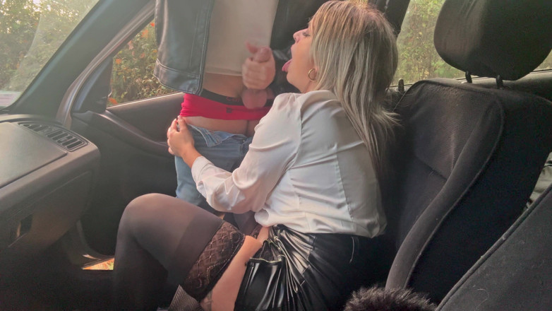 AnissaHale: Dogging – Nevěrná manželka stojí za nic s dvěma cizinci