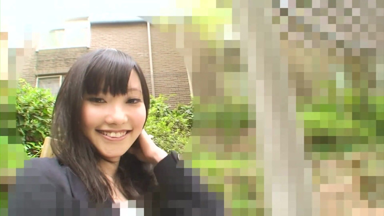 Asian Mature Climax: Harige Aziatische tiener stript en plaagt de camera