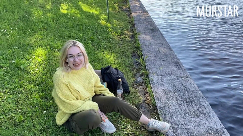 Toma Mur: Webcam menina chupada no parque || Murstar