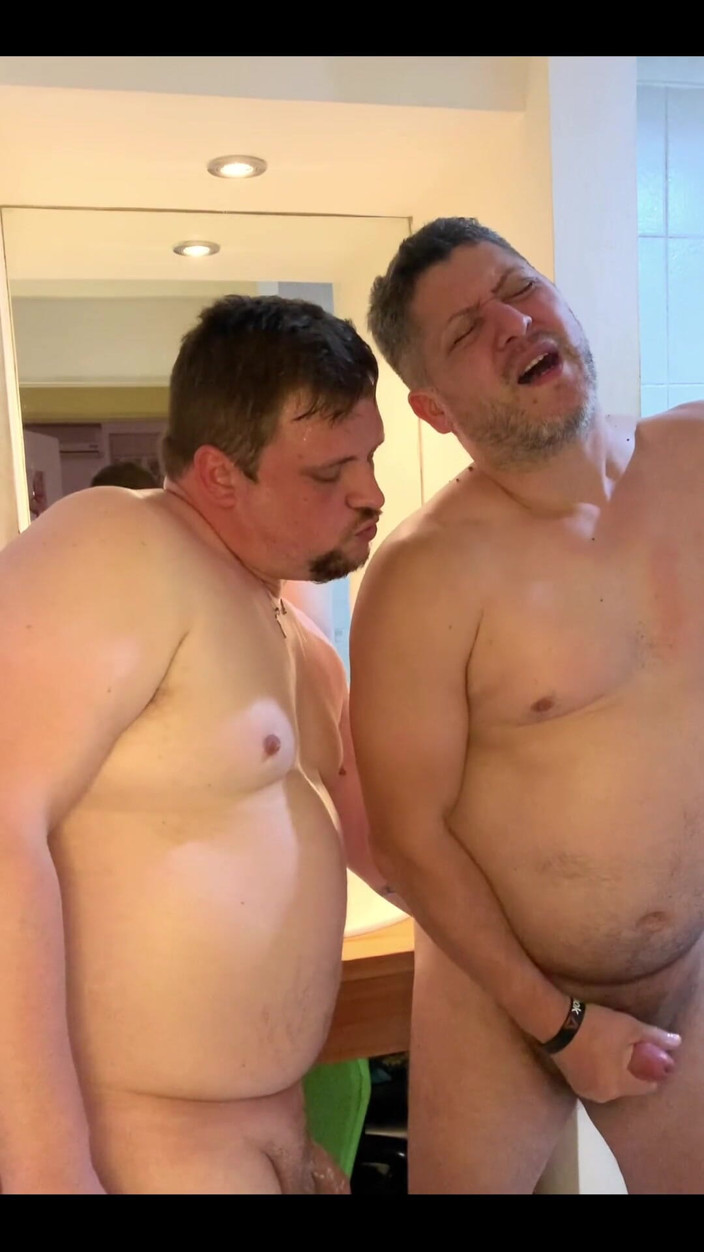 Wrongskiy: Scopata in doccia