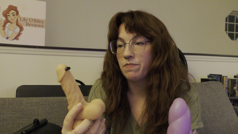 Lily O'Riley: NSFW herziening van het mystieke accessoire van motorbunny