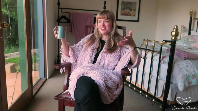 CharlieForde: Temu bual: Laney in the Country menampilkan Laney Day