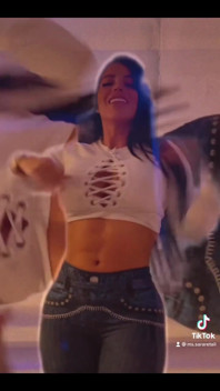 Do You Like How I Dance Bb?