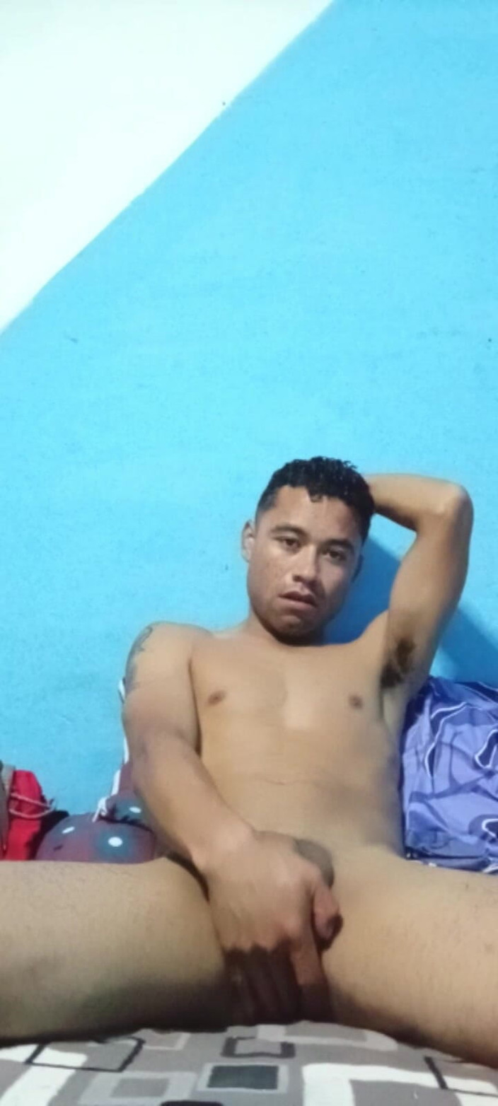 Shainixhotboys: Giovane uomo dotato