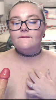 Slut Sucks Like a Pro - Cam Show Tease