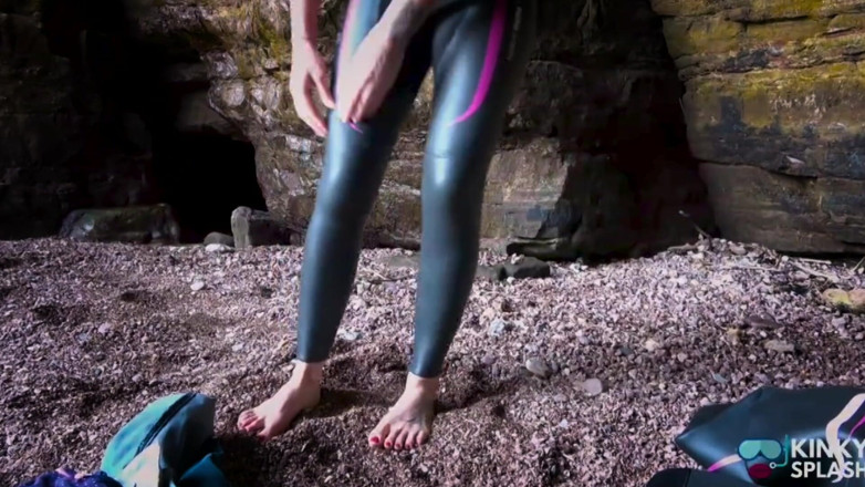 UKCuteGirl Lucy Lauren: Shiny Rubber Wetsuit Tease in Private Cave