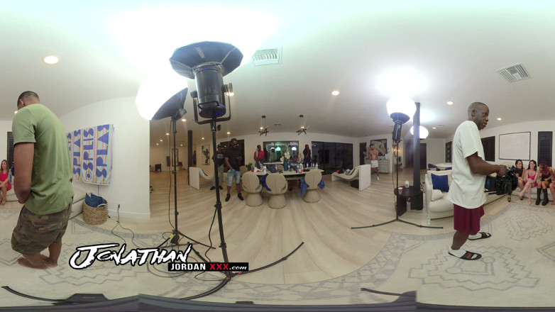 Jonathan Jordan: 360 荡妇狂欢 bts