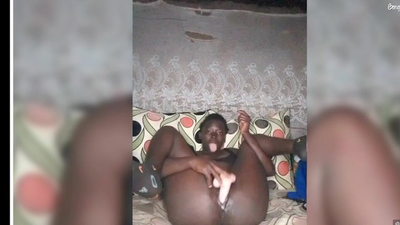 DivineAssGoddess: Perfektní ebenová přítelkyně: styl, kouzlo a blis