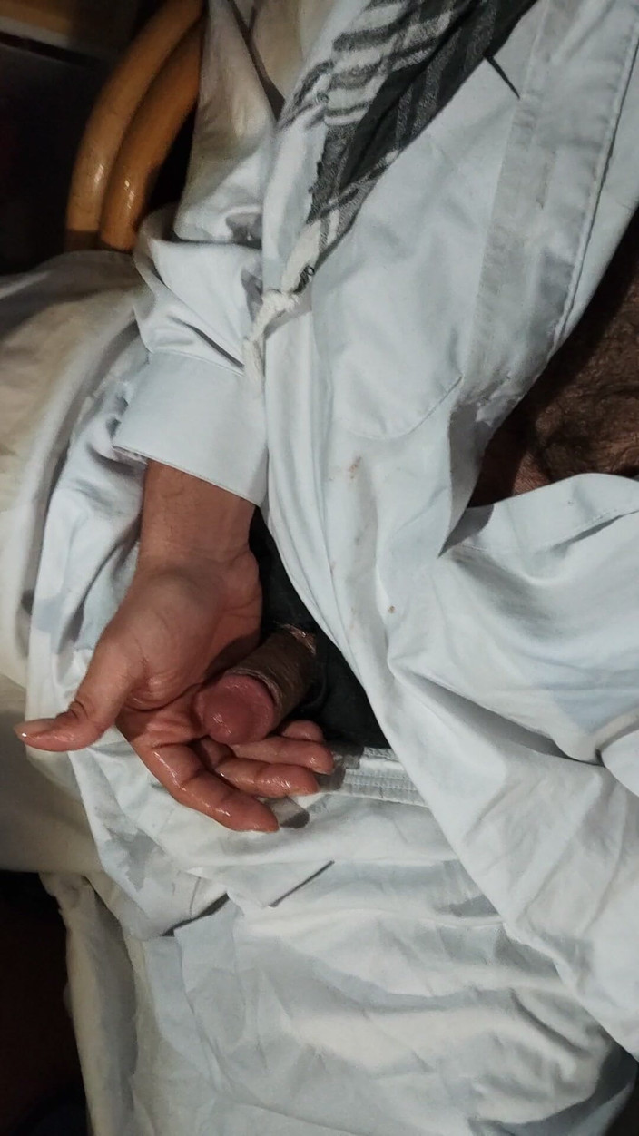 SmokedAlloy2: डर्टीजंकब्रो ने अफगान की तरह कपड़े पहने, अपने गंदे लंड के साथ खेलता है