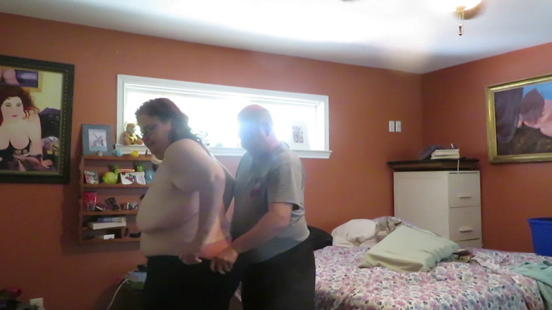 BBW nurse Vicki adventures with friends: Понюхай мого смердючого спітнілого тіла раба