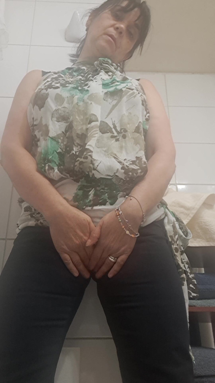Mommy big hairy pussy: Hot, Very Hairy Stepmom