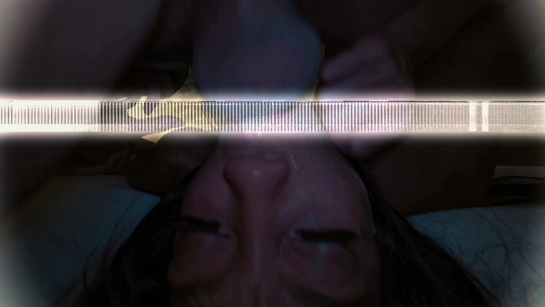 Jay Mo: Con đĩ bú cu trên khuôn mặt