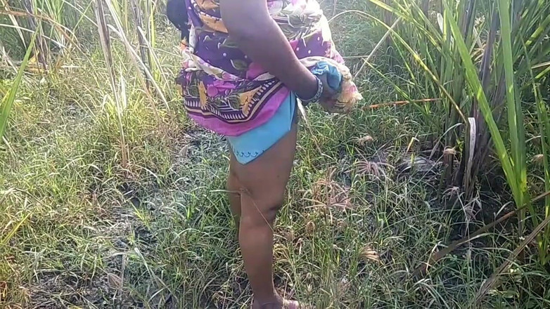 Priyanka314: Індійська дезі порно сцена в саду цукрової тростини