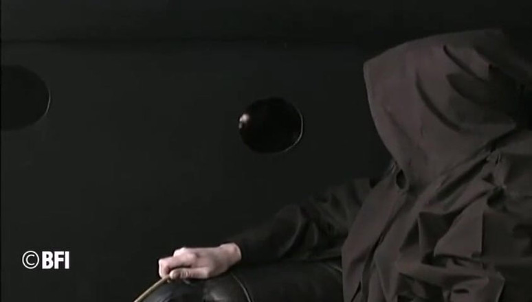 Slave Seks: Jeptiška má zadek výprask od pána