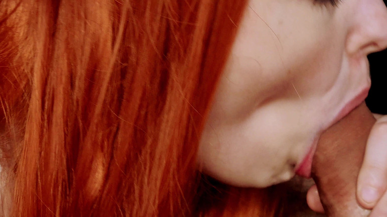 Vaisiti7: Aku tidak bisa menahan air mani di mulutnya. Pacarku jilat...