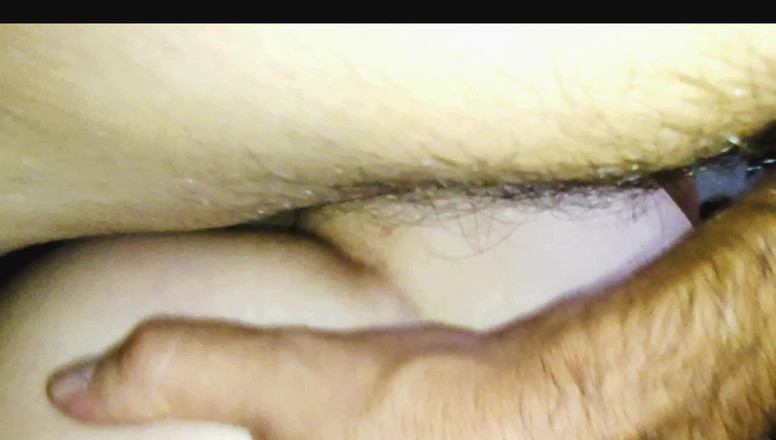 Hotlia: Ehefrau bittet, sich zu verlangsamen, aber niemand hört ihr zu -