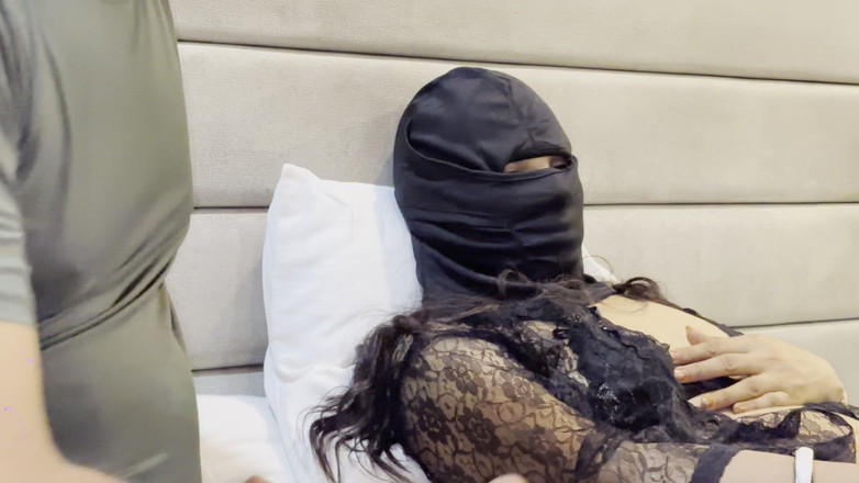 Hot Mumbai: Pacarku memuaskanku saat aku lagi sange berat