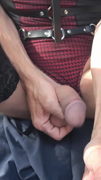 Transvestite Big Cock and Cockring Wystawa plenerowa