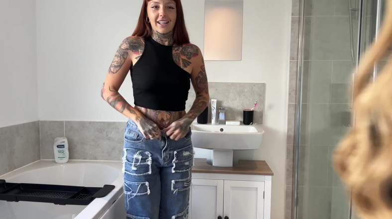 Yourfavecumslut: Plas wanhoop met mijn huisgenoot